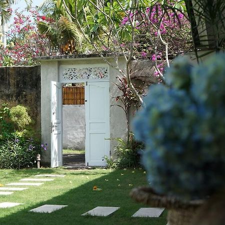 Villa Jalun Seminyak  Luaran gambar