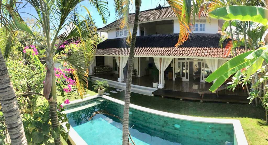 Villa Jalun Seminyak  Luaran gambar
